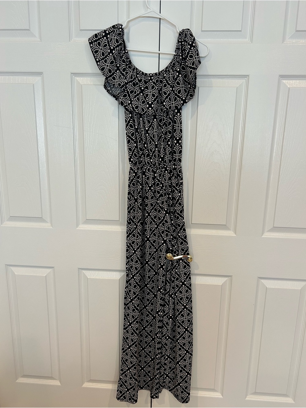 Hybrid & company Black and White Patterned Jumpsuit